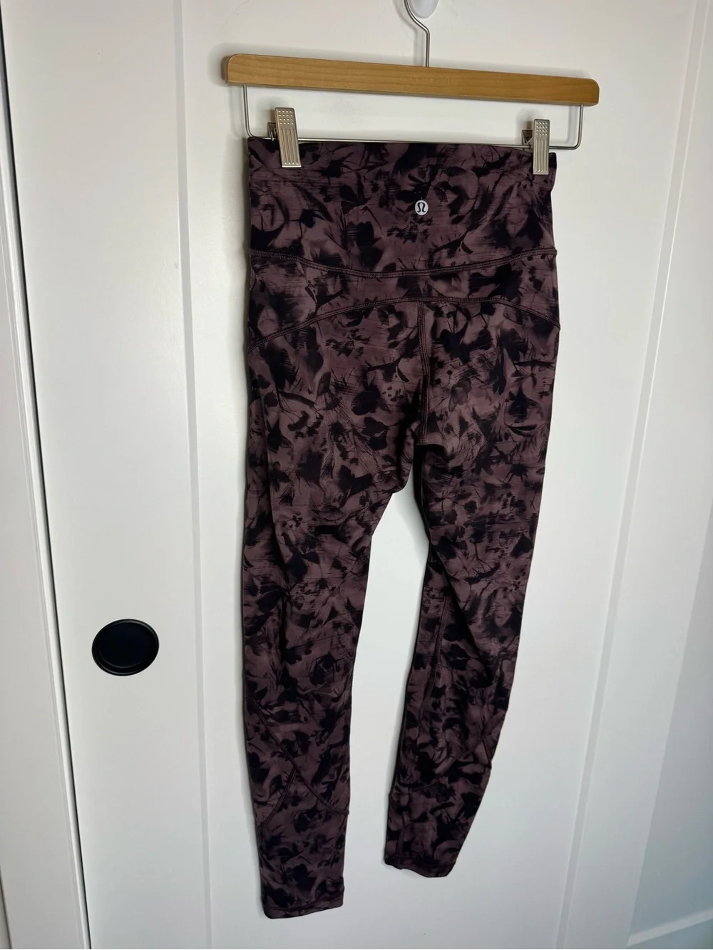 Lululemon In Movement Tight 25